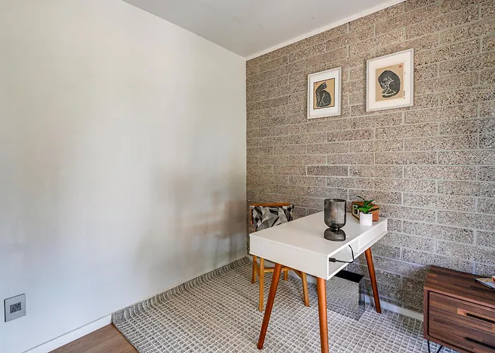 1 Mi To Dtwn & Mill Avenue! W/ Outdoor Oasis * Tempe