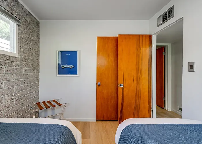 1 Mi To Dtwn & Mill Avenue! W/ Outdoor Oasis *
