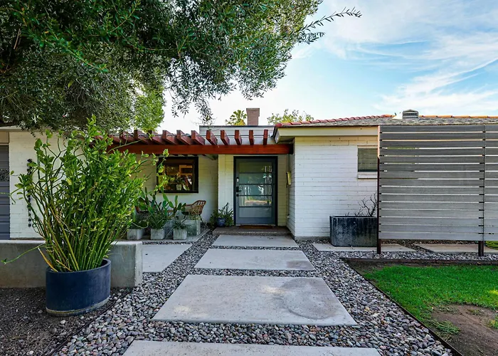 1 Mi To Dtwn & Mill Avenue! W/ Outdoor Oasis