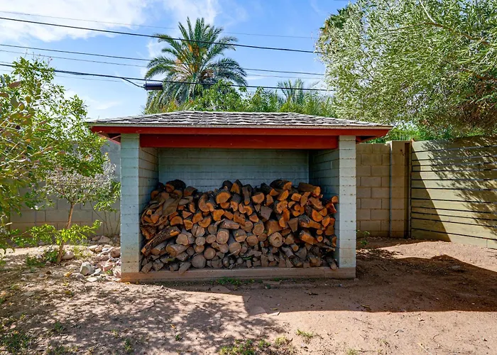 Holiday home 1 Mi To Dtwn & Mill Avenue! W/ Outdoor Oasis *